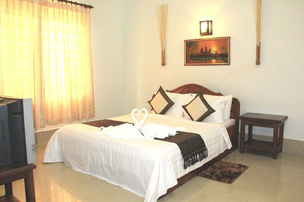 Tropical Breeze Hotel Siem Reap Exterior foto
