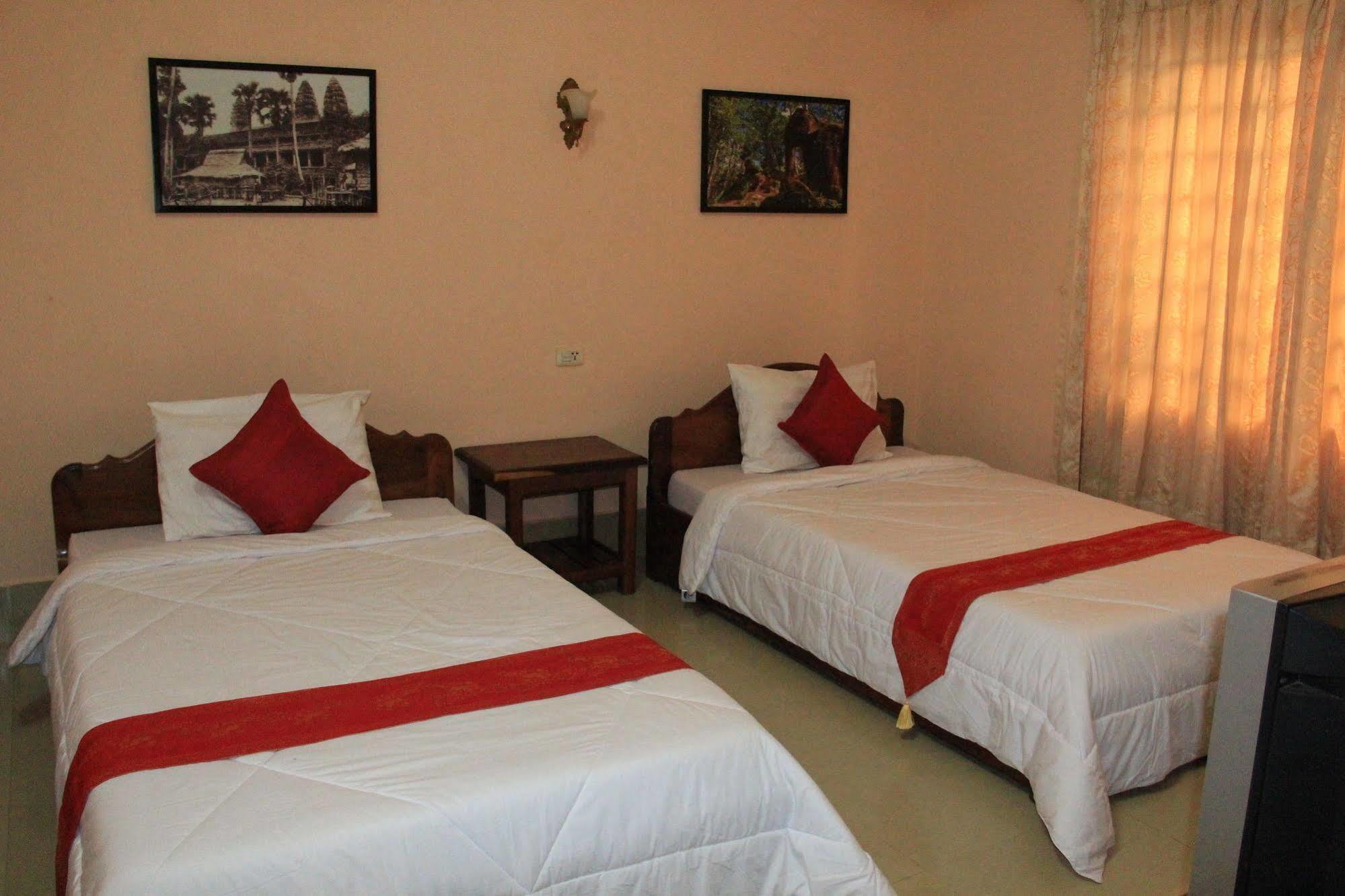 Tropical Breeze Hotel Siem Reap Exterior foto